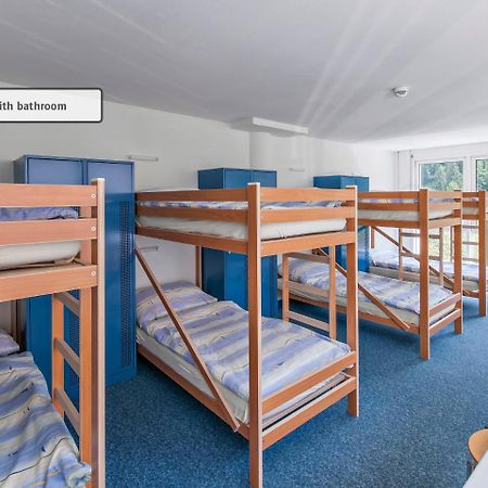 Hostel Inn Lodge Челерина Экстерьер фото