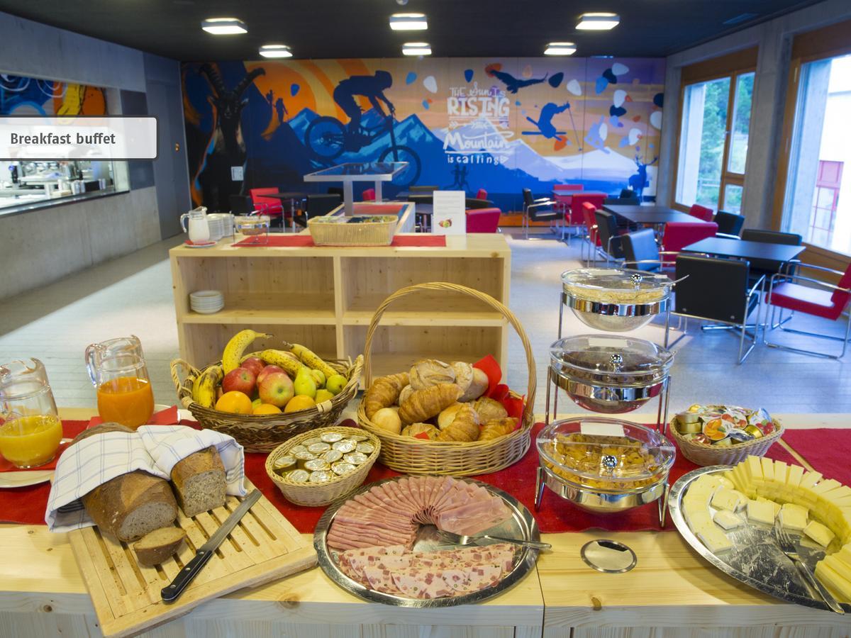 Hostel Inn Lodge Челерина Экстерьер фото