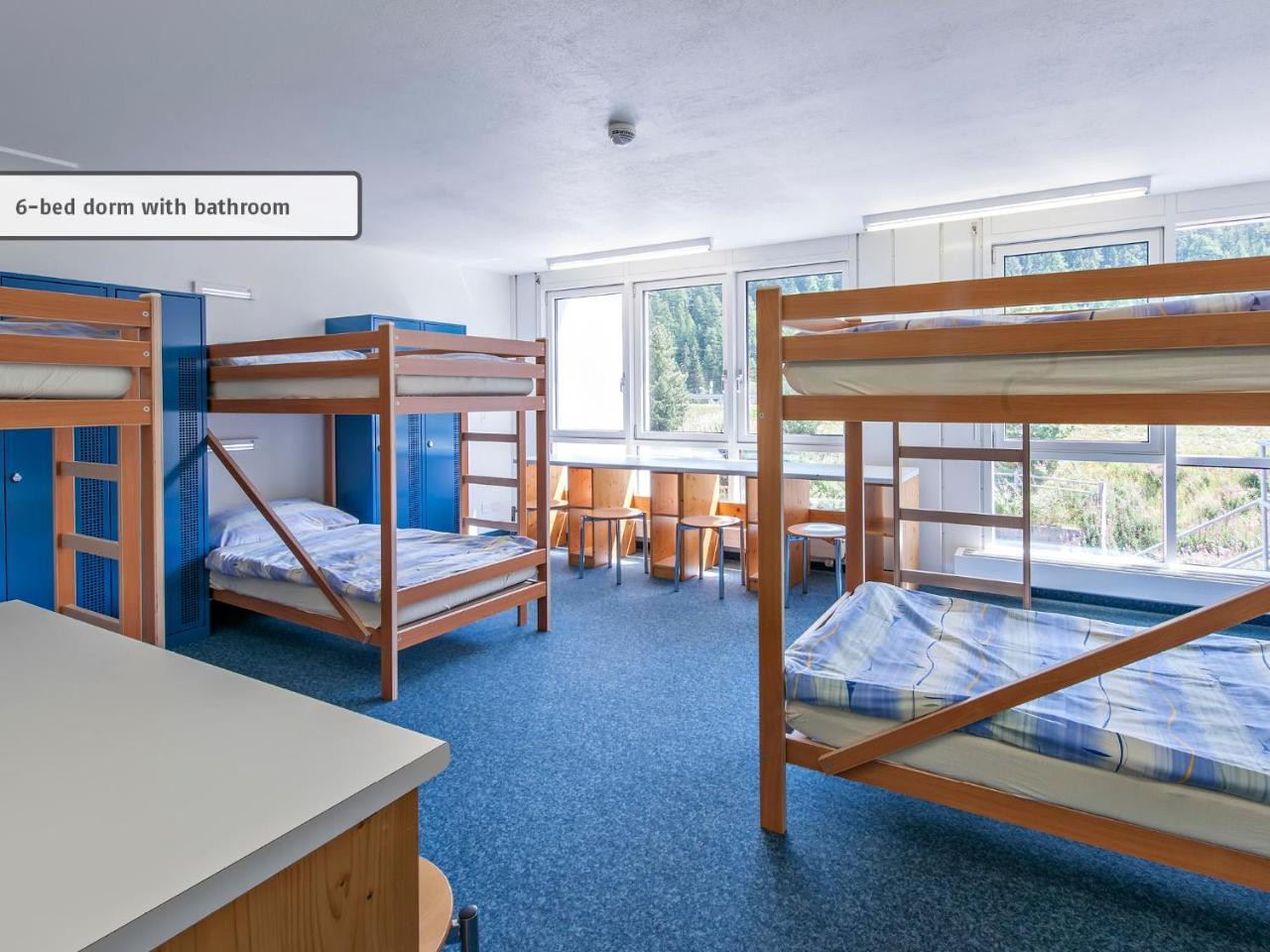 Hostel Inn Lodge Челерина Экстерьер фото