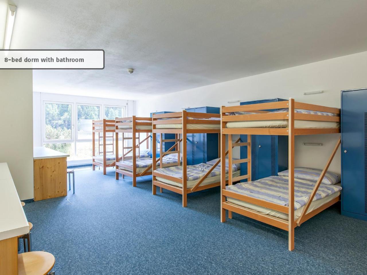 Hostel Inn Lodge Челерина Экстерьер фото